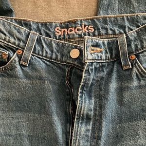 MOTHER Snacks High Waisted Twizzy skimp